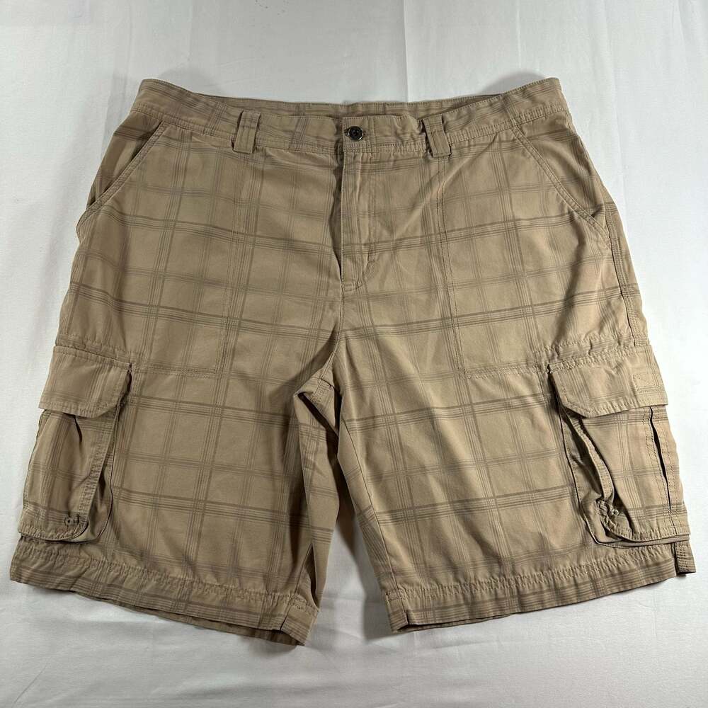 Koppen Men's Plaid Cargo Shorts Beige Size 40
Outdoor Hiking